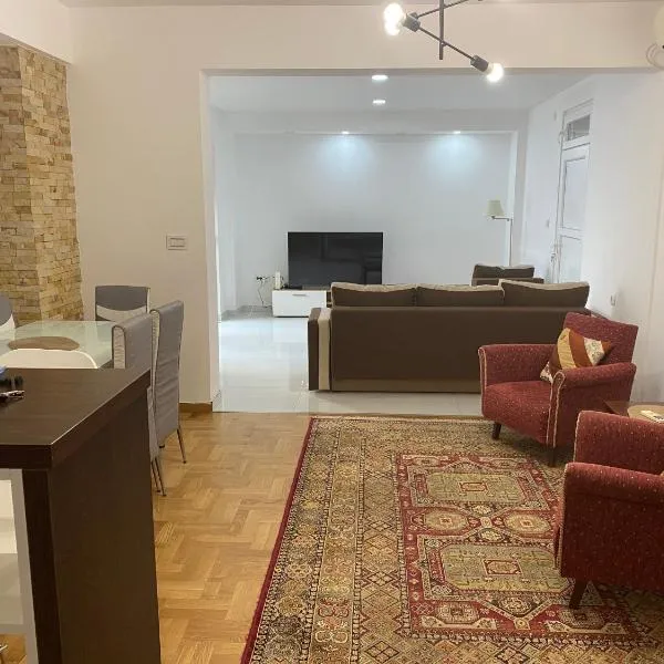 Beograd, Apartment Famous Two bedrooms, hôtel à Dušanovac (historical)