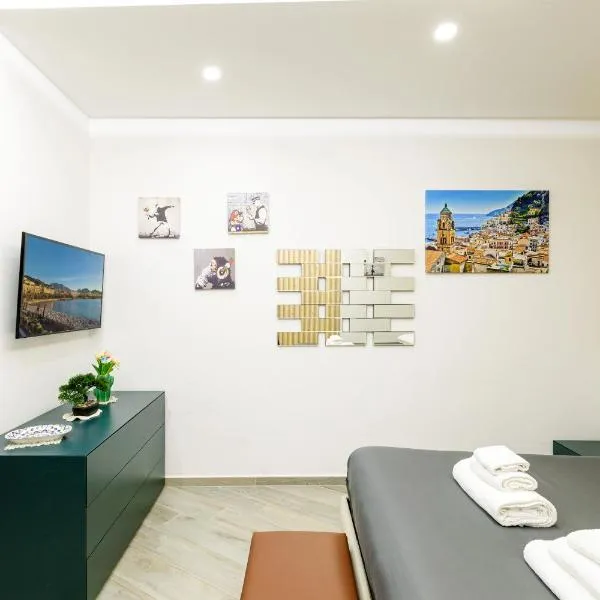 Home4Apartment Salerno center, with private patio, hotel in Salerno