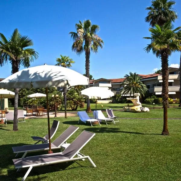 Hotel Villa Undulna - Terme della Versilia, hotelli kohteessa Cinquale