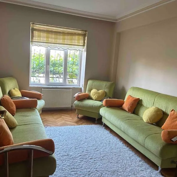 Family-friendly House with Garden Konya, hotel en Meram