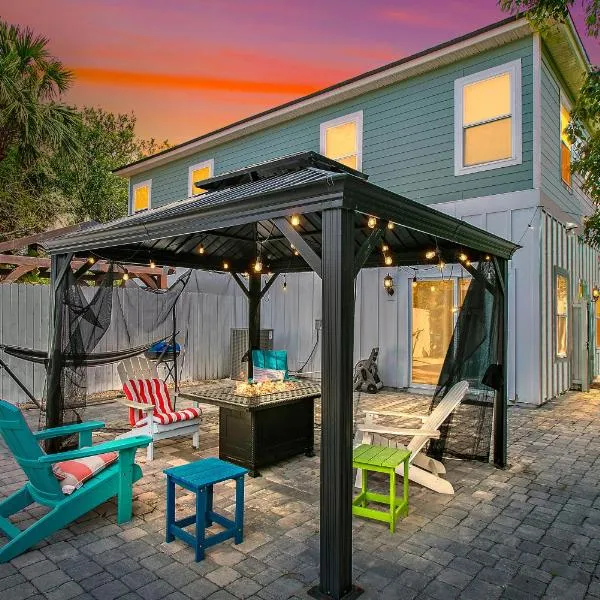 Few steps to Ocean-4 Beach Cruisers & Free parking & Private backyard, hotel en Jacksonville Beach