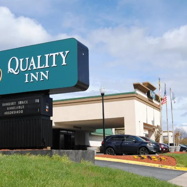 Quality Inn, hotel em Rolling Road Farms
