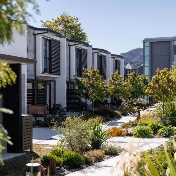 The Village Apartments at NZCIS, hotel v destinaci Upper Hutt