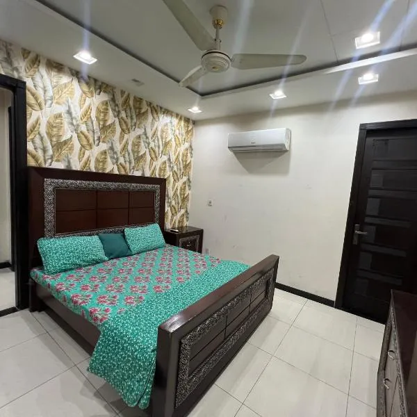 Prime Hotel, hotel v destinaci Ado Rāi