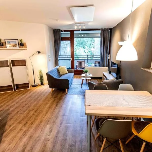 Moderne Ferienwohnung Erlebnisberg Winterberg 2 bis 4 Personen direkt am Skilift und Bikepark, hotel em Winterberg