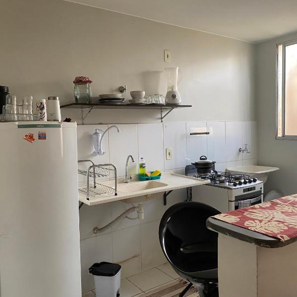 Apto térreo com garagem, quintal condomínio com portaria 24h - Foto 3