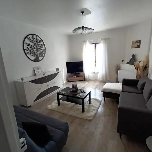 Appartement cosy, hotel v destinaci Vic-sur-Aisne
