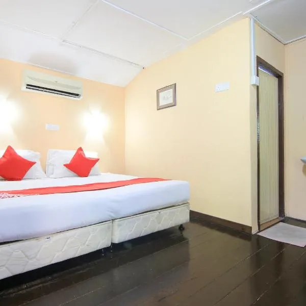 Ombak Inn Chalet, hotel in Pangkor