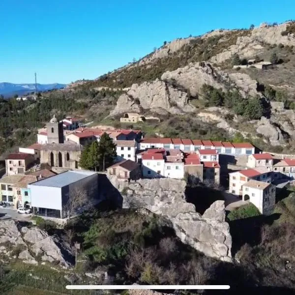 Hostal Don Santiago Ramon y Cajal, hotelli kohteessa Petilla de Aragón