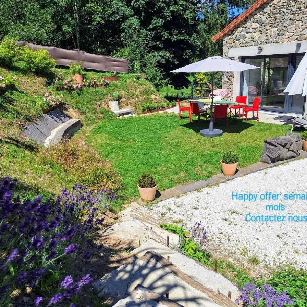 Grand cottage le pré bleu 11mn lac, hotel v destinaci Thizy-les-Bourgs