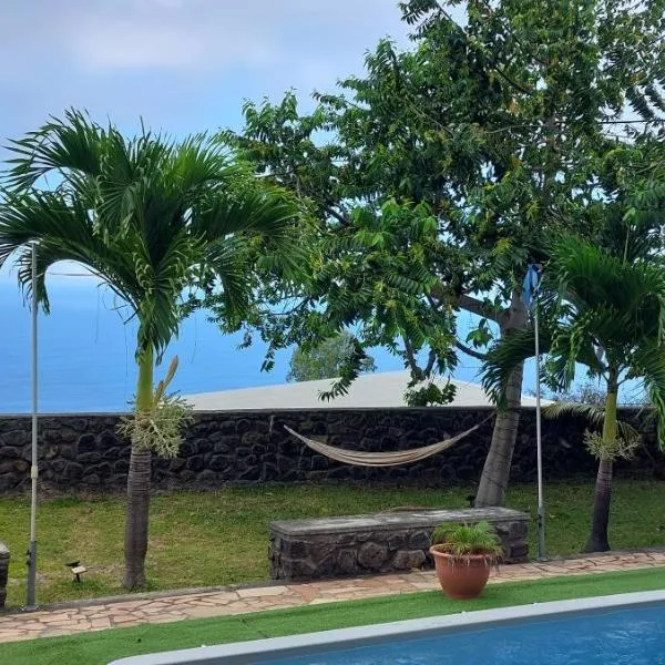 Location ST LEU CHEZ CARO, hotel v destinaci Étang