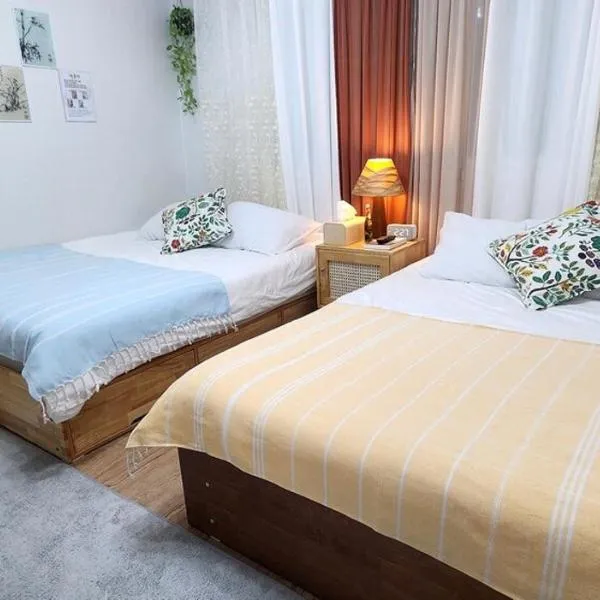 Ozo stay#Amsa Station 11minutes# Lotte World#Kspo Dome#JYP, hotel in Seoul