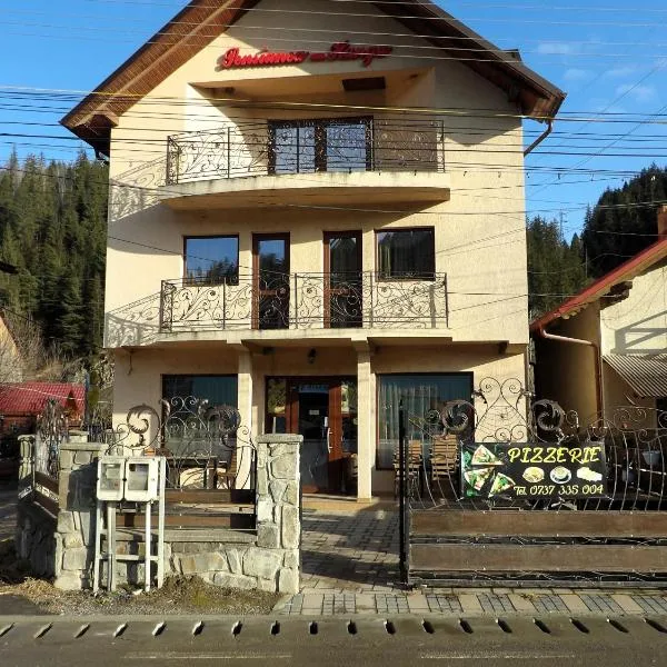Pizza House, hotel v destinaci Hangul