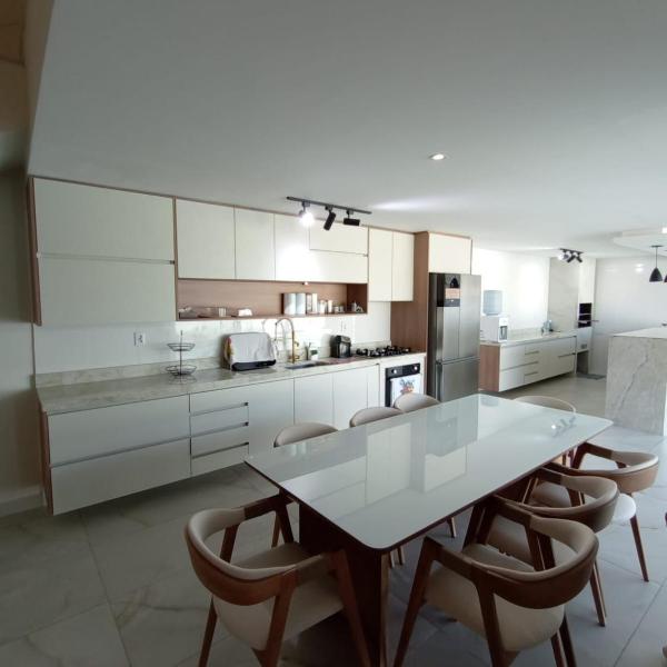 Luxuosa casa, a 150m da praia - Foto 5