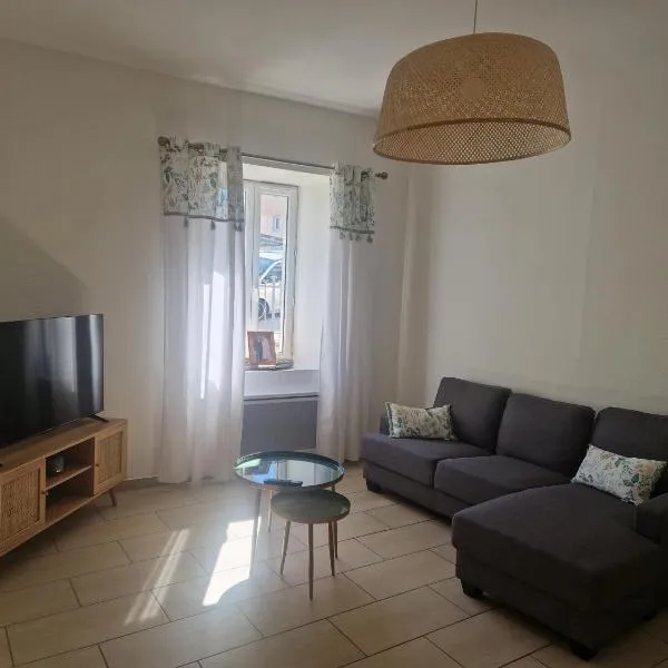 La Villa Cécile, hotel v destinaci Saint-Martin-de-Villereglan