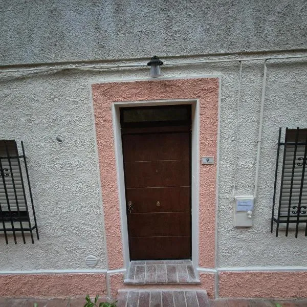 Casa sul Sentiero, hotel in Genga