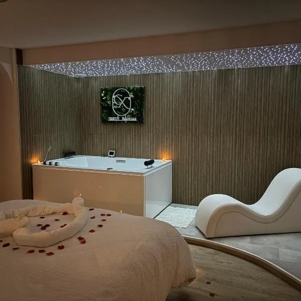 Suite Banjar-Luxe,Balnéo & Sauna, hotell sihtkohas Saint-Aubin-dʼAubigné
