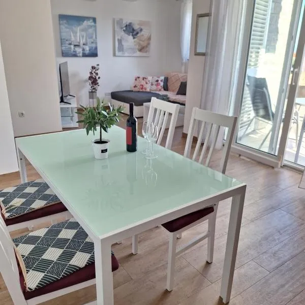 Villa Tea, hotel en Murter