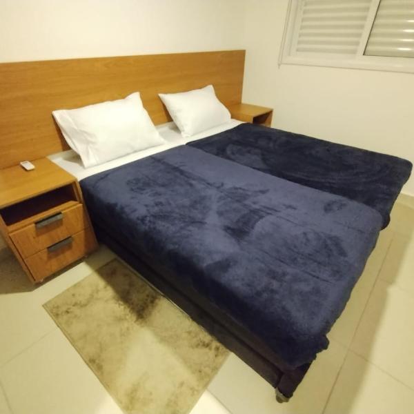 Apartamento Novo na Praia da Guilhermina com Ar Condicionado, Estacionamento Gratuito e WiFi - Foto 2