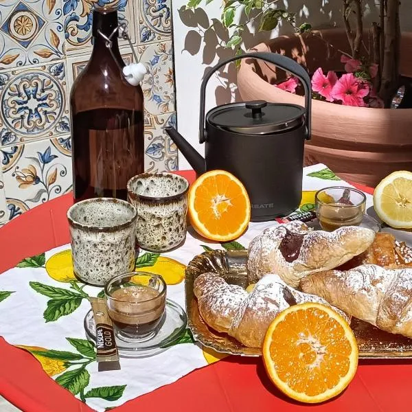 Casa Cortile Nonna Caterina, hotel in Valderice