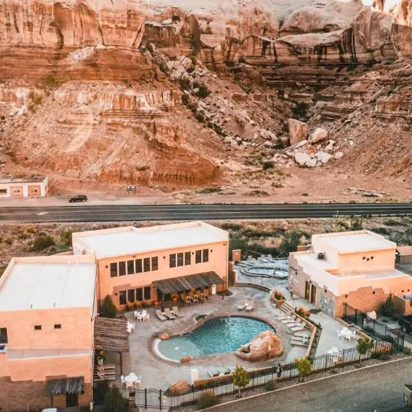 Bluff Dwellings Resort, hotel v destinaci Bluff