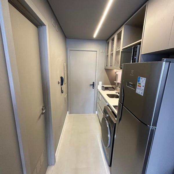 Studio Novo Moderno com Máquina de Lavar Privativa - Foto 4
