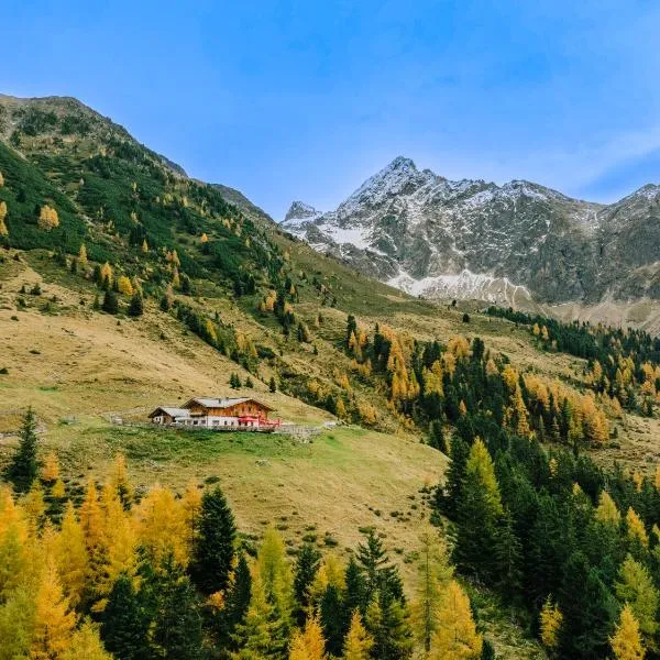 Die Acherberg Alm, hotel v destinaci Oetz