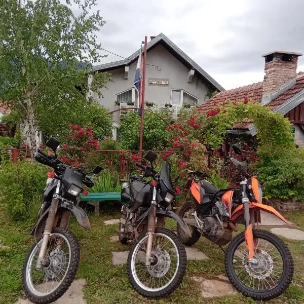 Apartment Ada bed & breakfast, hotel Gračacban