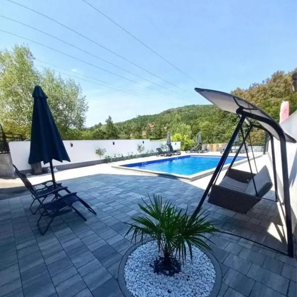 Villa Imperia for rent - Banja Luka Krupa na Vrbasu, hotel in Krupa na Vrbasu