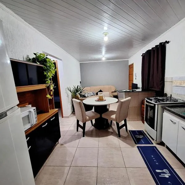 Apartamento completo 5 km Hospital Angelina Caron, hotel Campina Grande do Sul városában