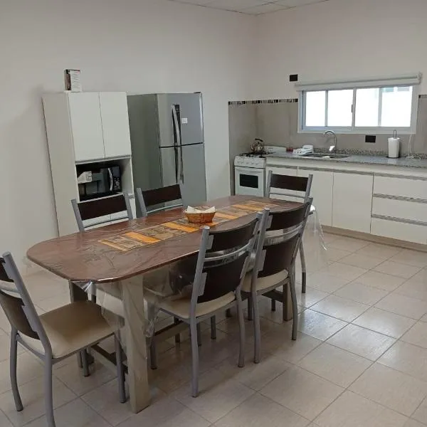 Hermoso departamento en Nogoyá, hotel in Nogoyá