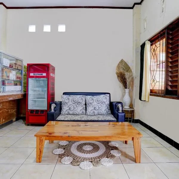 OYO 1I3676 Wisma Al-fahmi Syariah, hotel in Maniskaler
