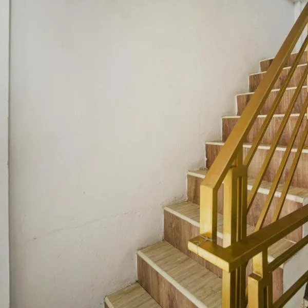OYO 90645 Karisma Residence, hotel v Balige