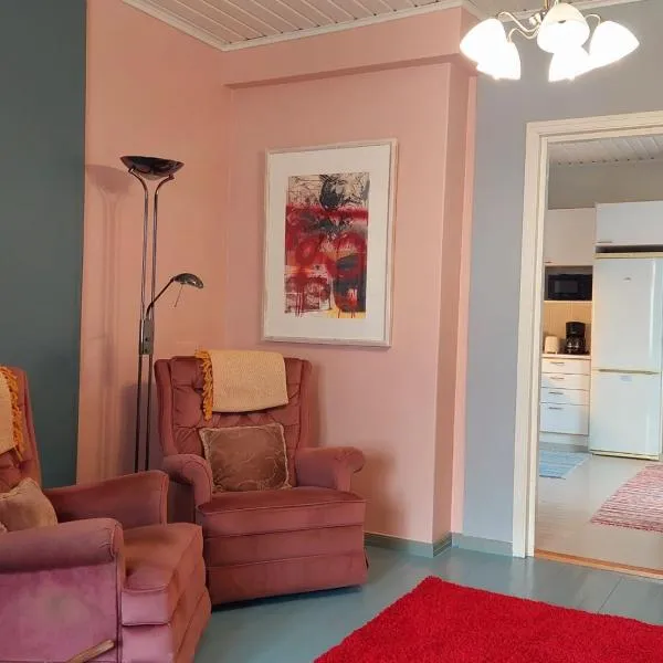 Taideniityn Maa 1 - 4lle, hotel em Varkaus