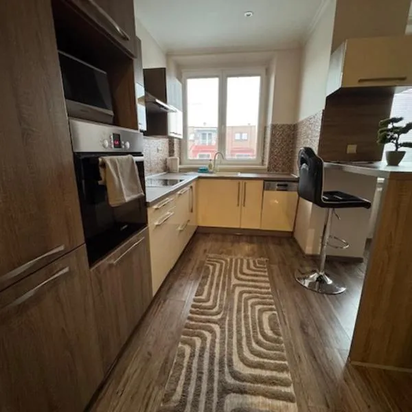 Apartmán Lupa 2, hotel in Nové Zámky
