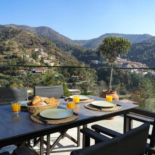 Luxury 5-Bedroom Chalet Kalopanayiotis, готель у місті Калопанайотіс