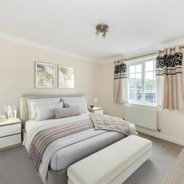 Spacious 2-Bed Family Flat in Wimbledon Near Tube, hotel a Londres