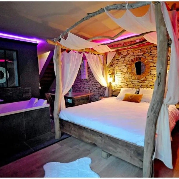 Duplex Safari jusqu'à 4 personnes, Spa XXL, day use, cinéma, cascade et lit sous les arbres, hotel v destinaci Bourgoin