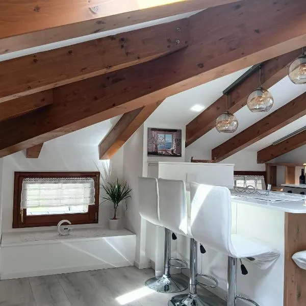 Attico delle Dolomiti, hotel in Levico Terme