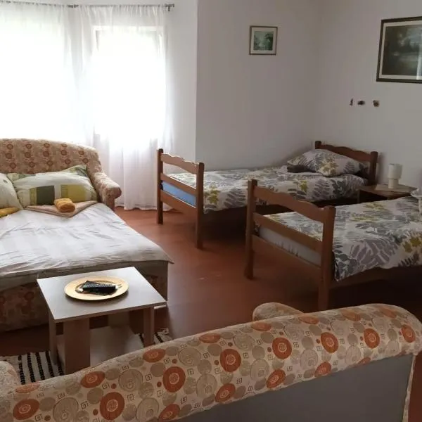 Apartmani Tea i Toni, hotel v destinaci Gradište