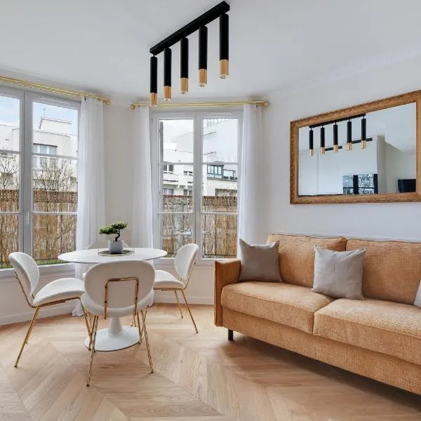 Pick A Flat's Apartments in Batignolles - Rue Gauthey, hótel í París