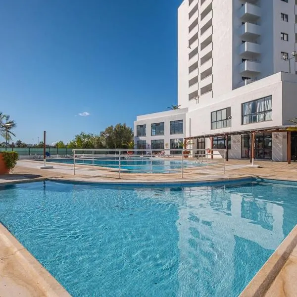Cozy Apartment with indoor pool, hotel ad Albufeira