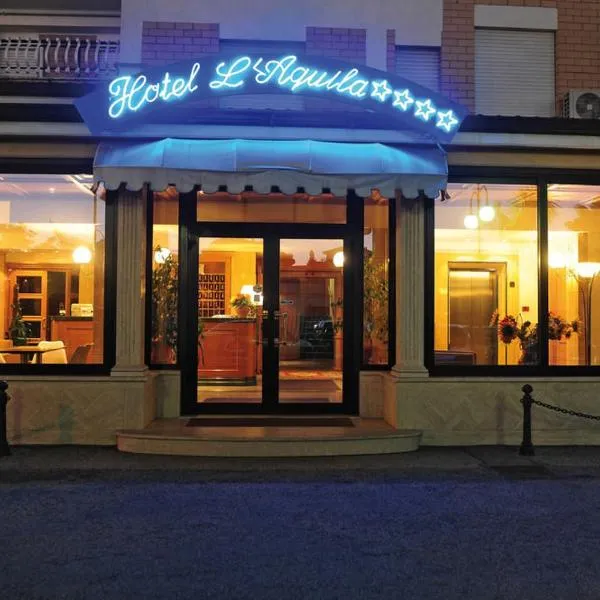 Hotel L'Aquila, hotel v destinaci Pomezia