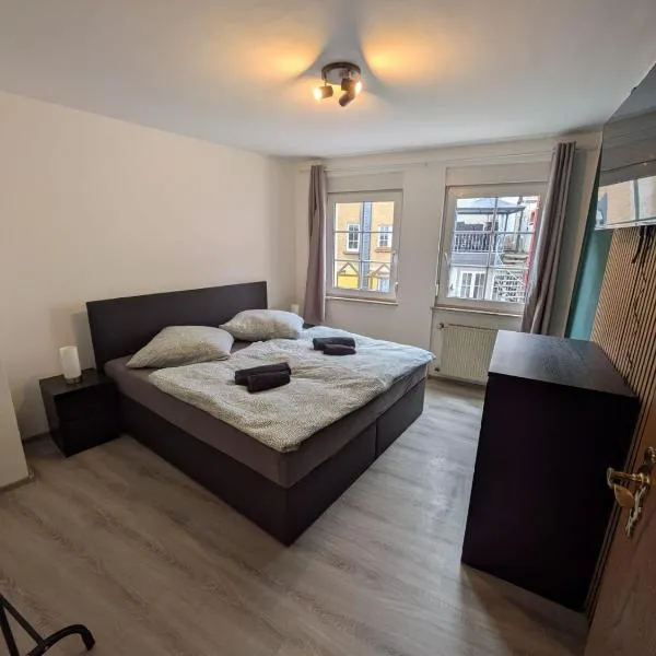 FeWo Innenstadt mit Parkplatz in 200m Entfernung bis 4 Personen, 80m bis Markplatz, hotel in Cochem