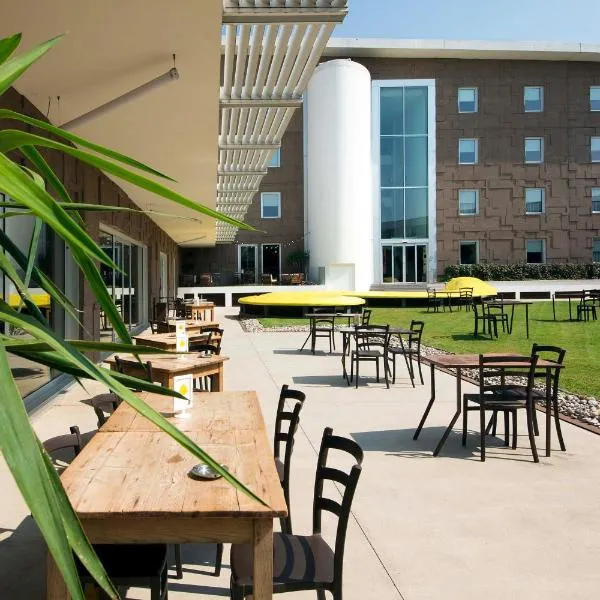 Aiden by Best Western JHD Dunant Hotel, hotel v destinaci Castiglione delle Stiviere