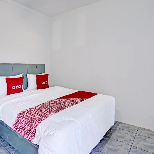 OYO LIFE 91594 Bungah Residence Syariah, hotel v destinaci Gresik