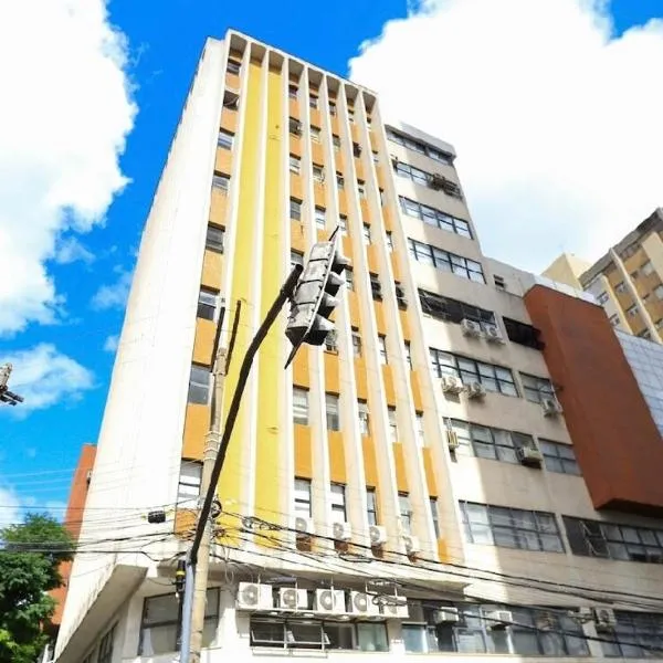 02 - ESTÚDIO NA SAVASSI com Wi-fi, TV, Vaga de garagem, Cozinha completa, hotel in Belo Horizonte