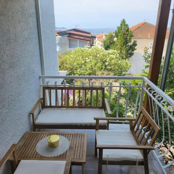 Oleander Apartment 2 in Pakoštane, hotel Pakoštanéban