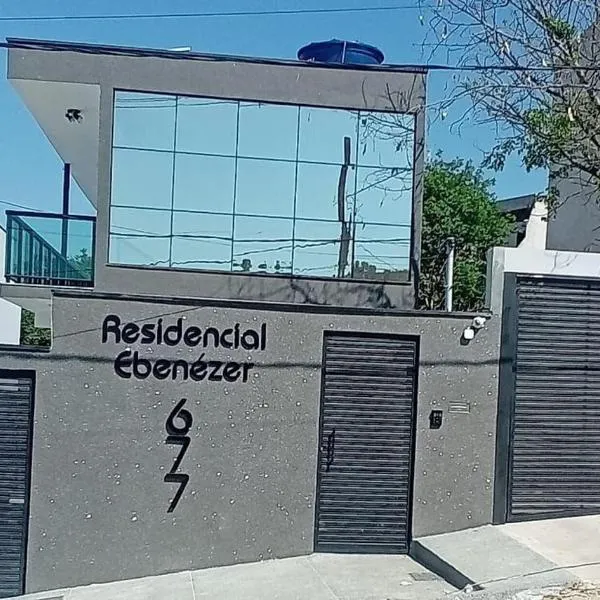 Kitnet Residencial Ebenézer, hotel v destinaci Governador Valadares