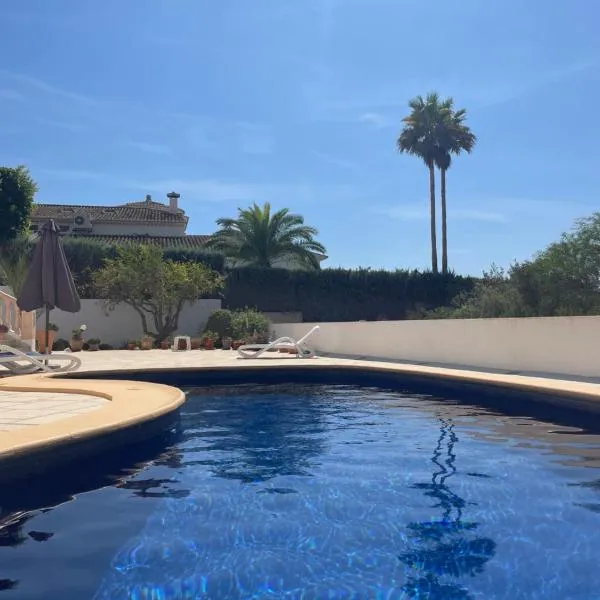 Villa Baladrar, hotel v destinácii Benissa